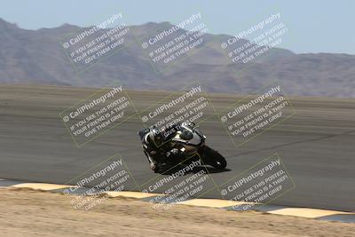 media/Apr-10-2022-SoCal Trackdays (Sun) [[f104b12566]]/Bowl (11am)/